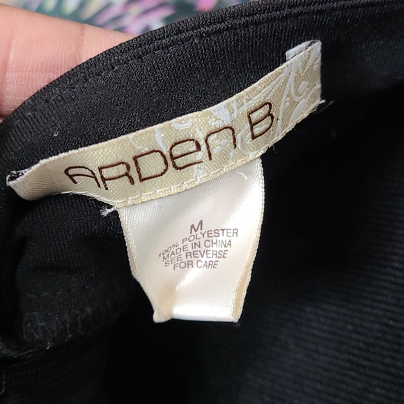 Cut Out Flirty Dress - Picture 7 of 7